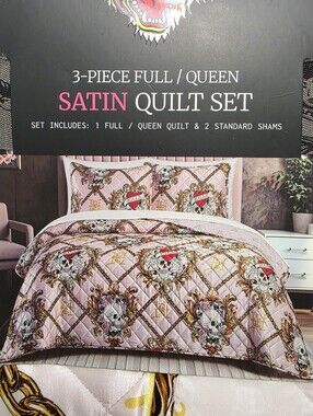 Ed Hardy Queen Skulls Pink 3 pcs Satin Quilt Set Halloween New